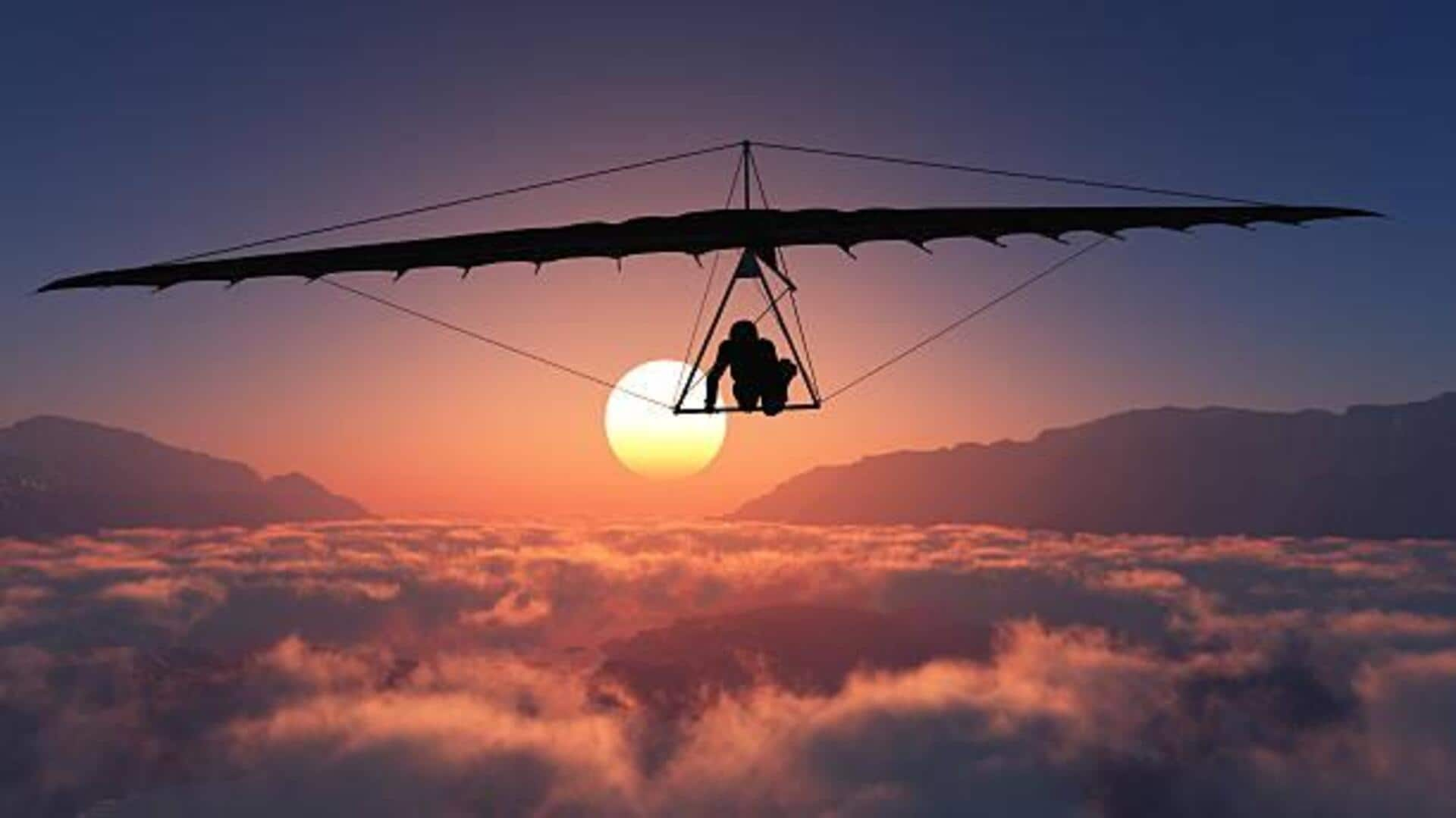 Experience the world from above with hang gliding 