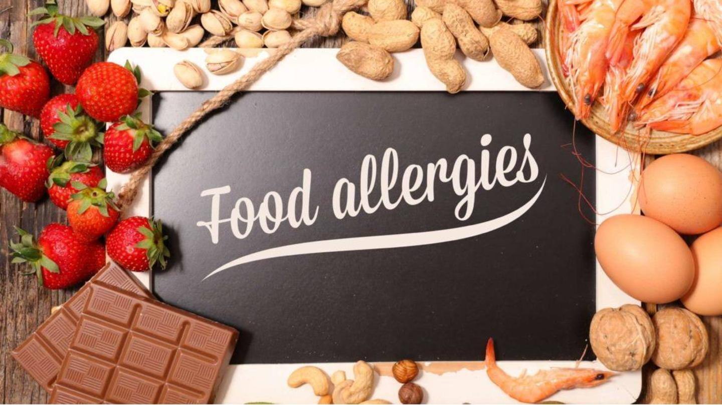 Food allergies may cause the mouth to swell Food allergies may cause the mouth to swell