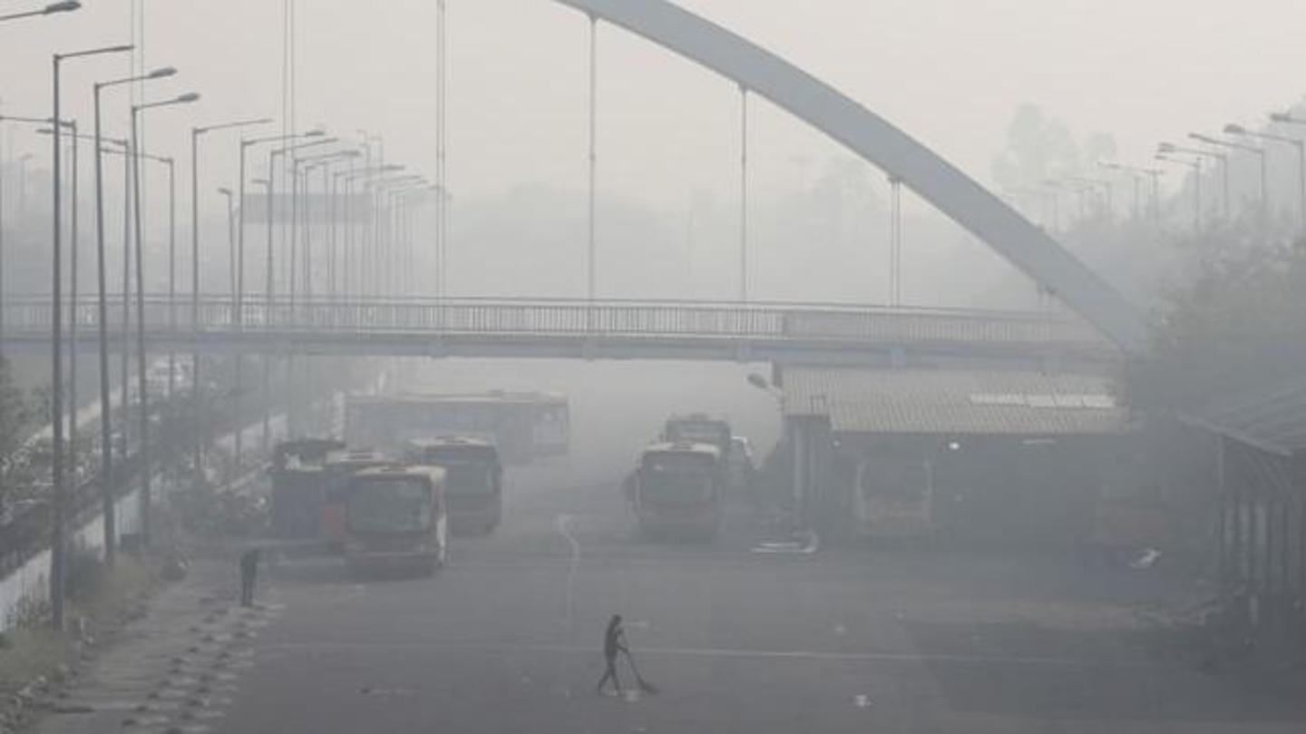 Trucks barred from entering Delhi Trucks barred from entering Delhi
