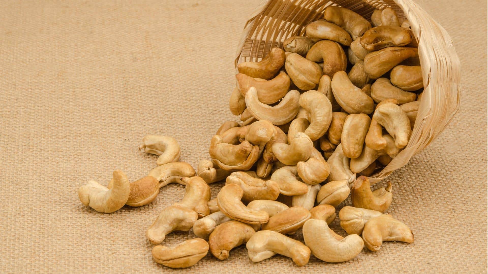 Try these 5 yummy recipes using cashews