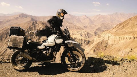 Popular vlogger tests new Royal Enfield Himalayan, reveals key features