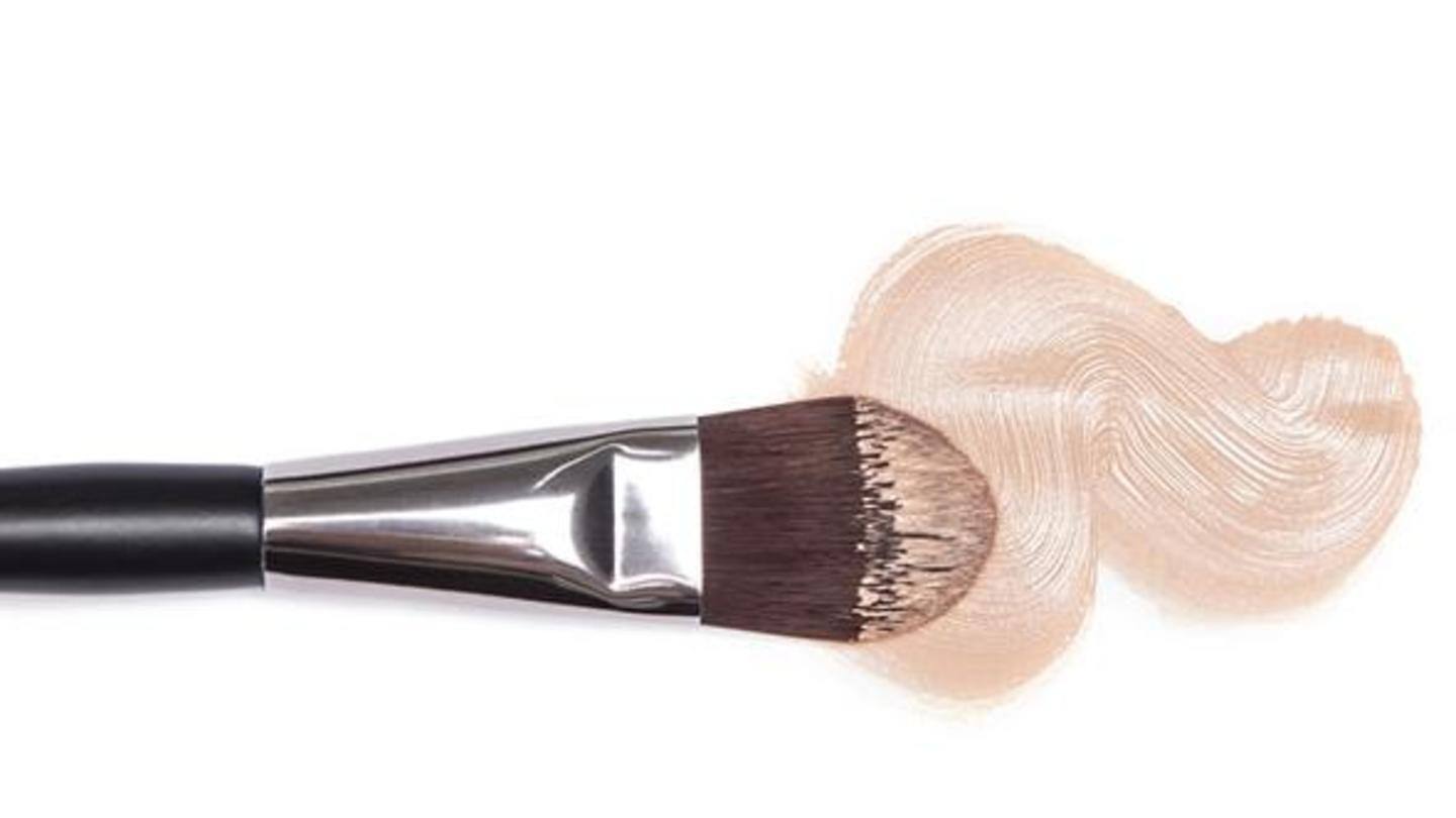 Flat brushes are the one-stop solution for every coverage Flat brushes are the one-stop solution for every coverage