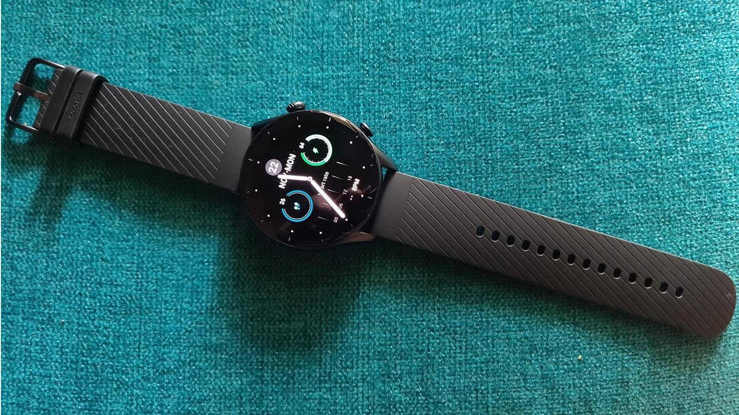 Elegant design, good build, comfortable around the wrist Elegant design, good build, comfortable around the wrist