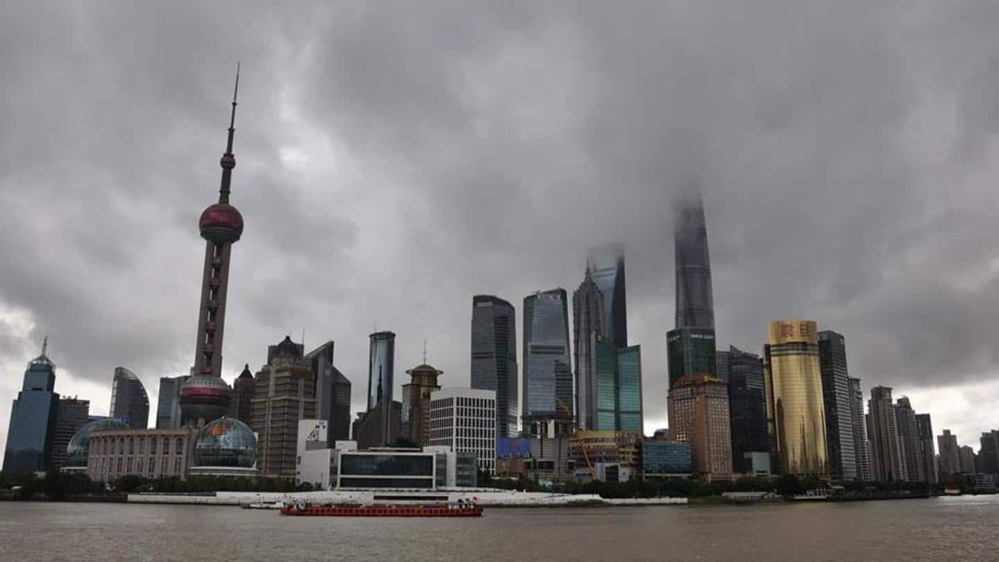 Shanghai curtails transport as Typhoon Chanthu closes in
