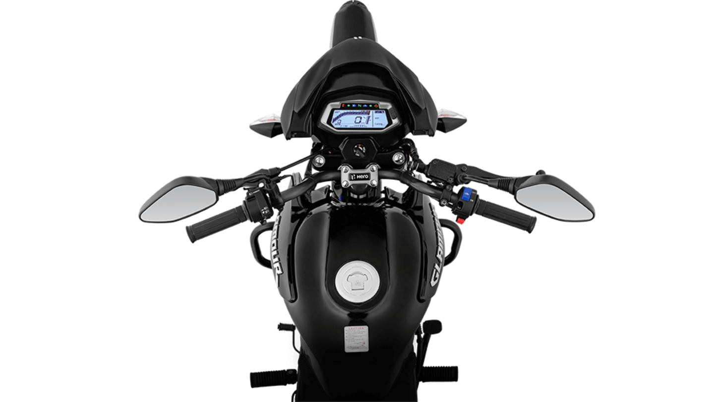 It offers a fully-digital instrument cluster with support for navigation It offers a fully-digital instrument cluster with support for navigation