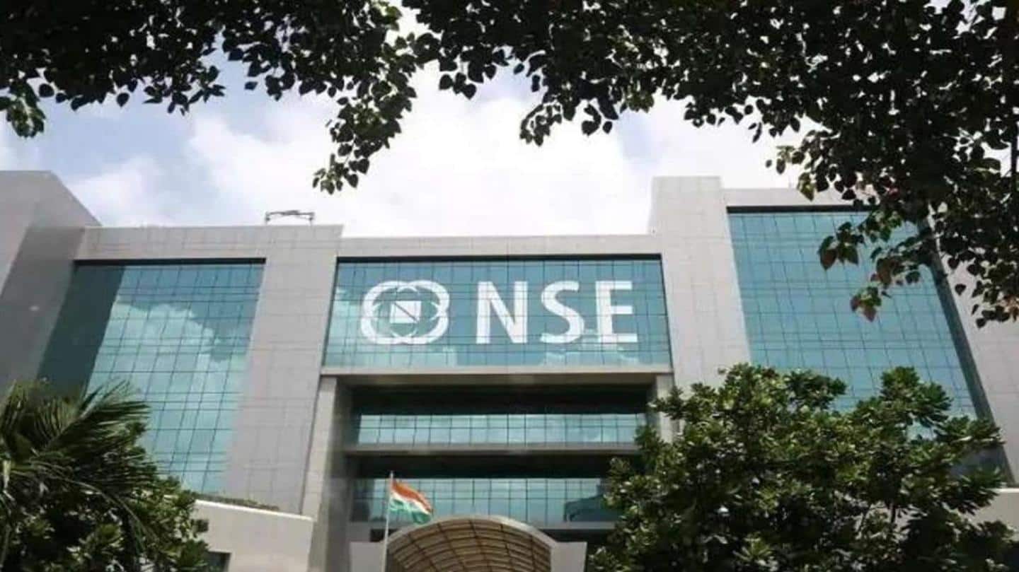 Sensex slips to 60,176.5 points, Nifty drops below 18,000