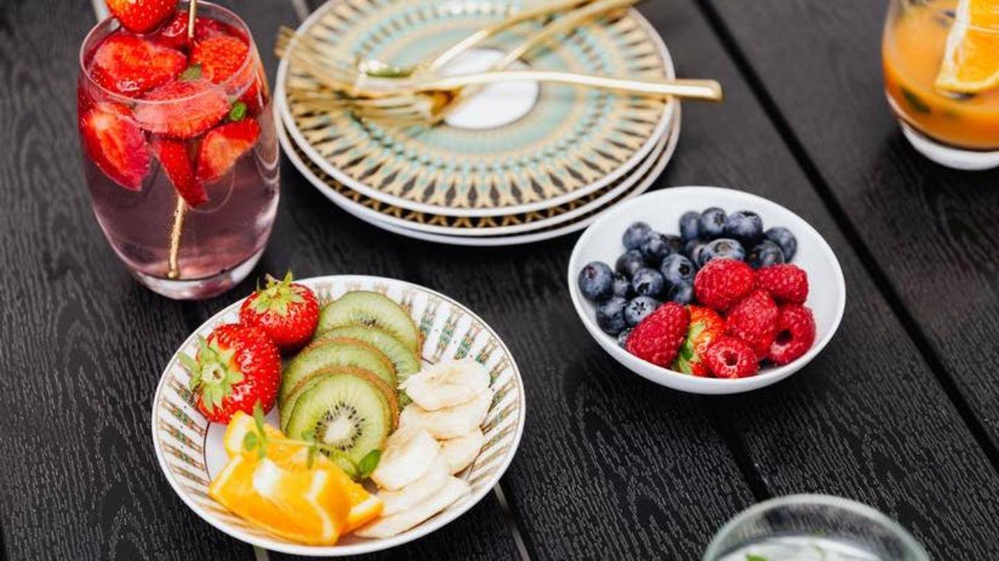 Fruits can help you lose weight and keep you healthy Fruits can help you lose weight and keep you healthy