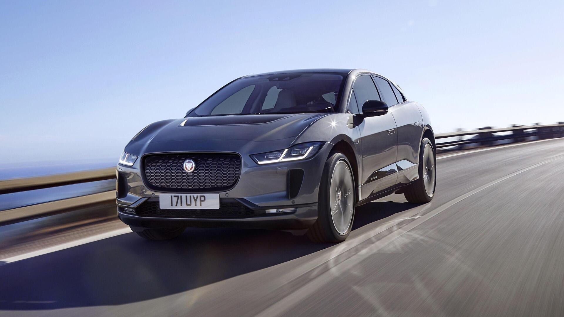 Jaguar Land Rover to launch 8 new EVs by 2030
