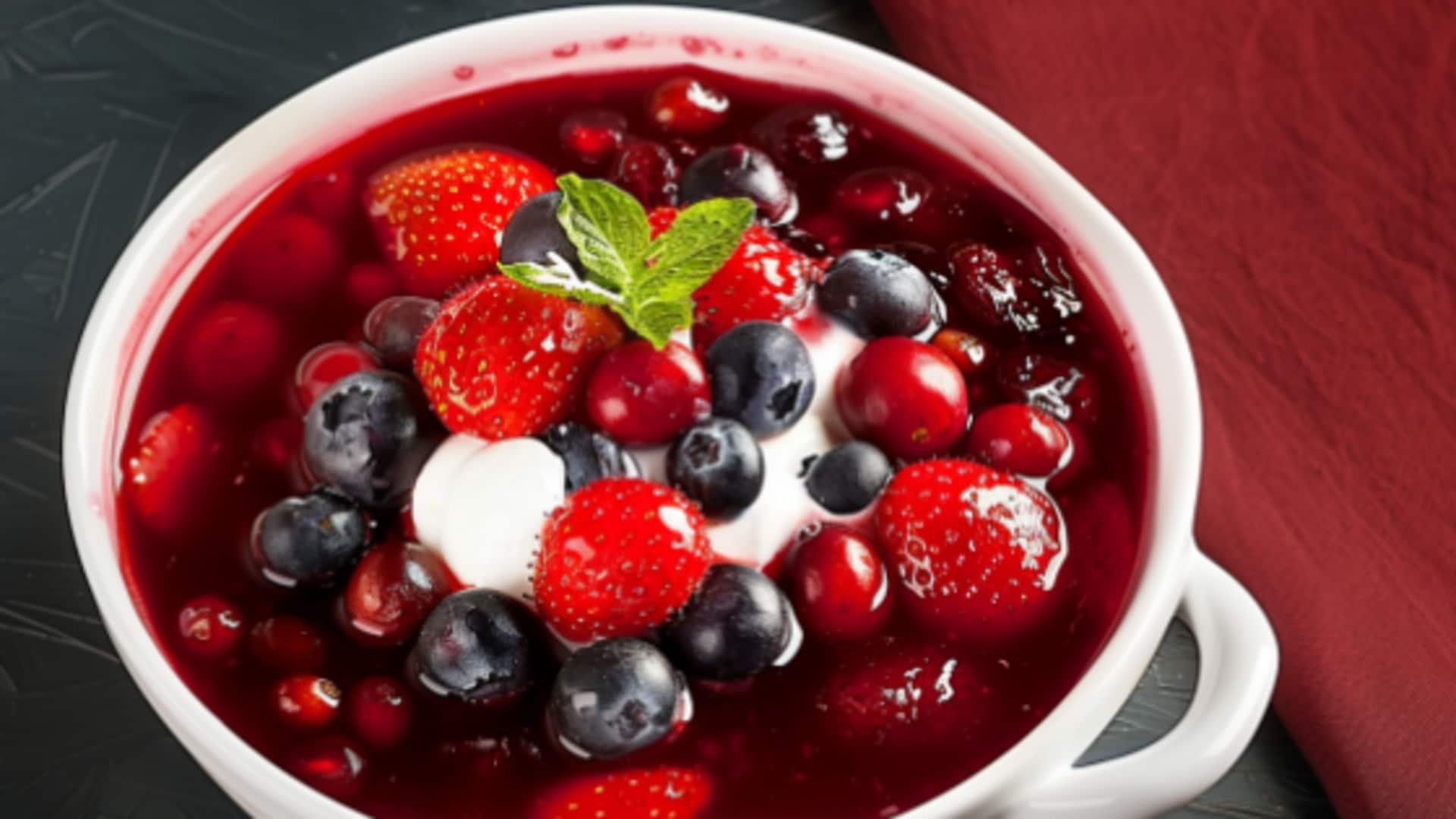 Vegan anti-oxidant berry soup recipes