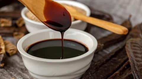 What are blackstrap molasses?