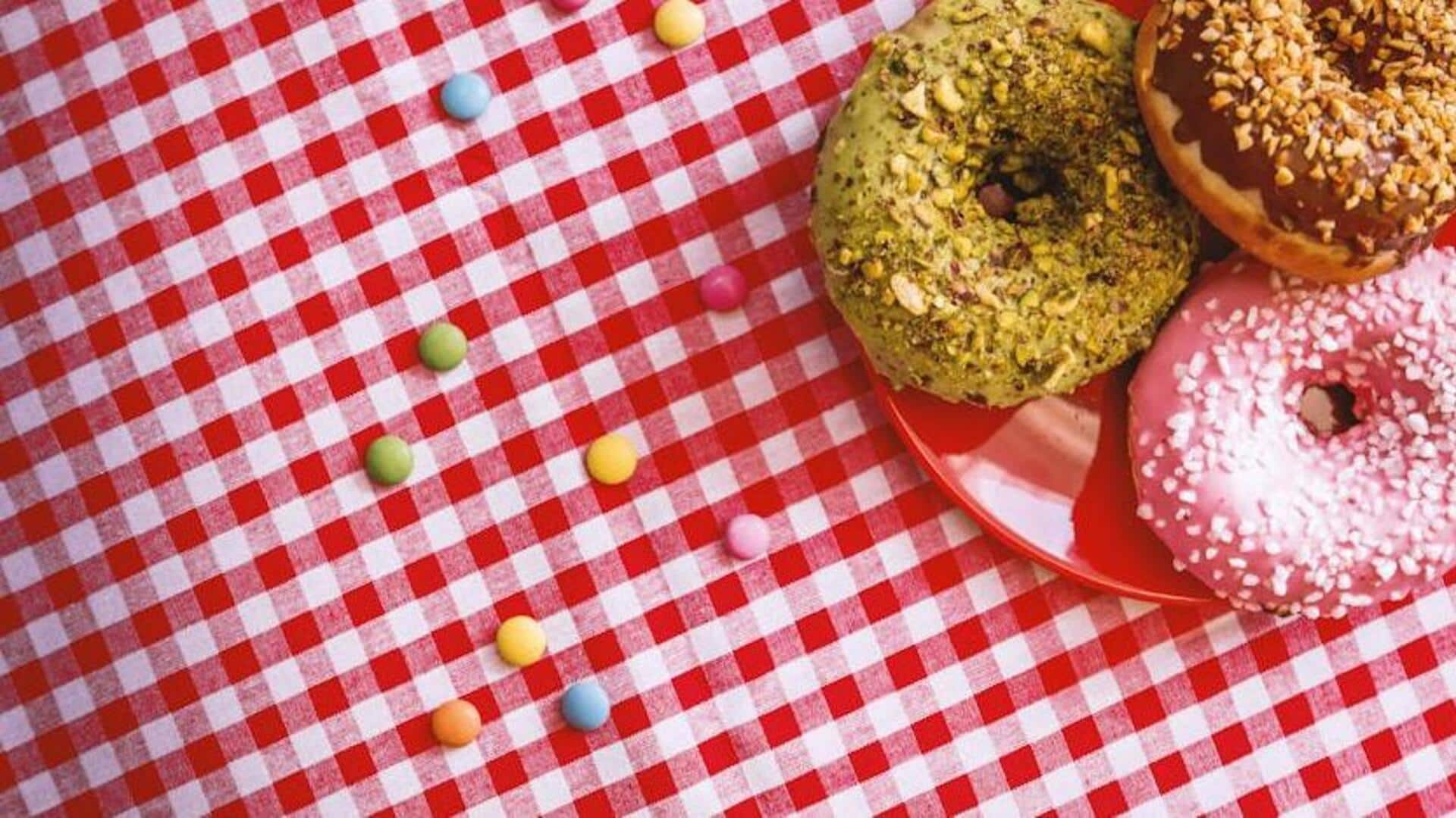 Make melt-in-your-mouth vegan doughnuts. We tell you how!