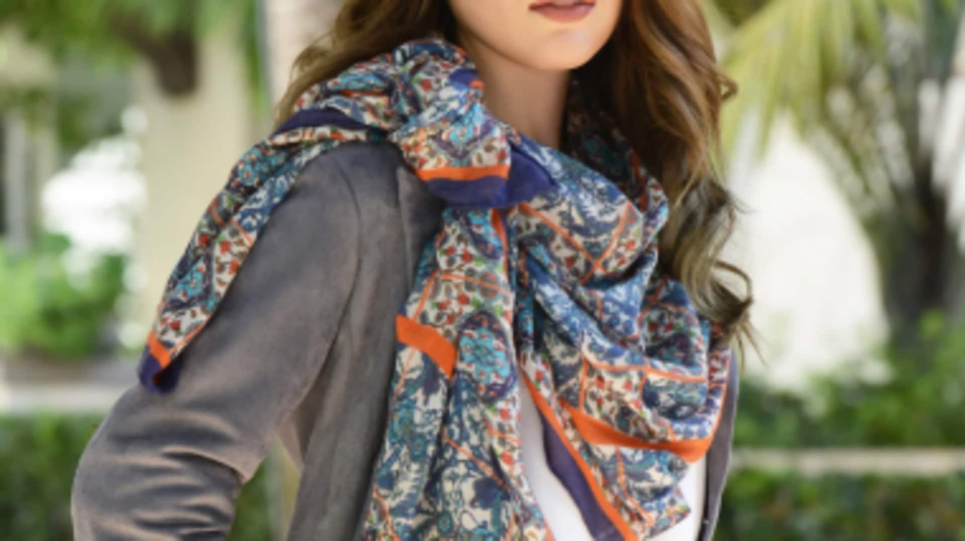 5 styles that pair perfectly with cashmere scarves 5 styles that pair perfectly with cashmere scarves