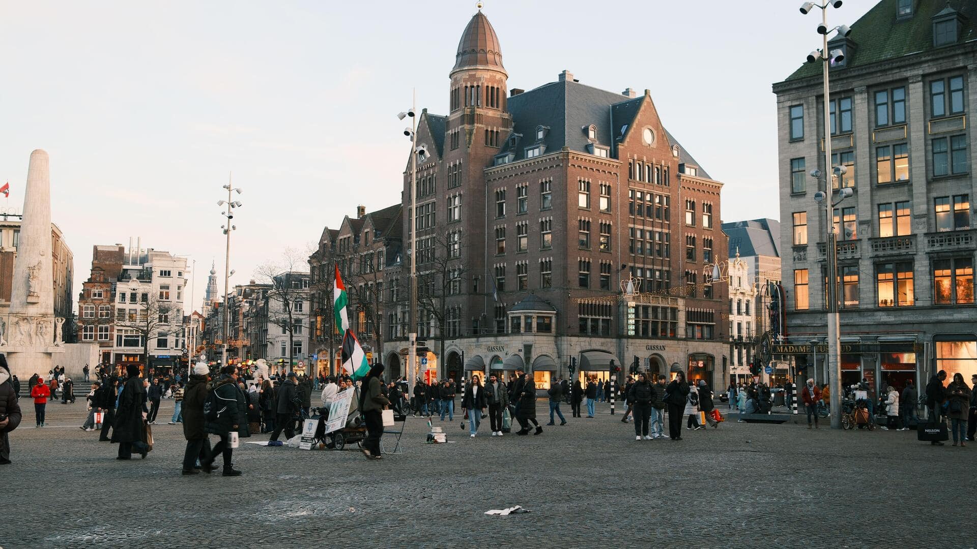 These famous Netherlands spots can feel too crowded