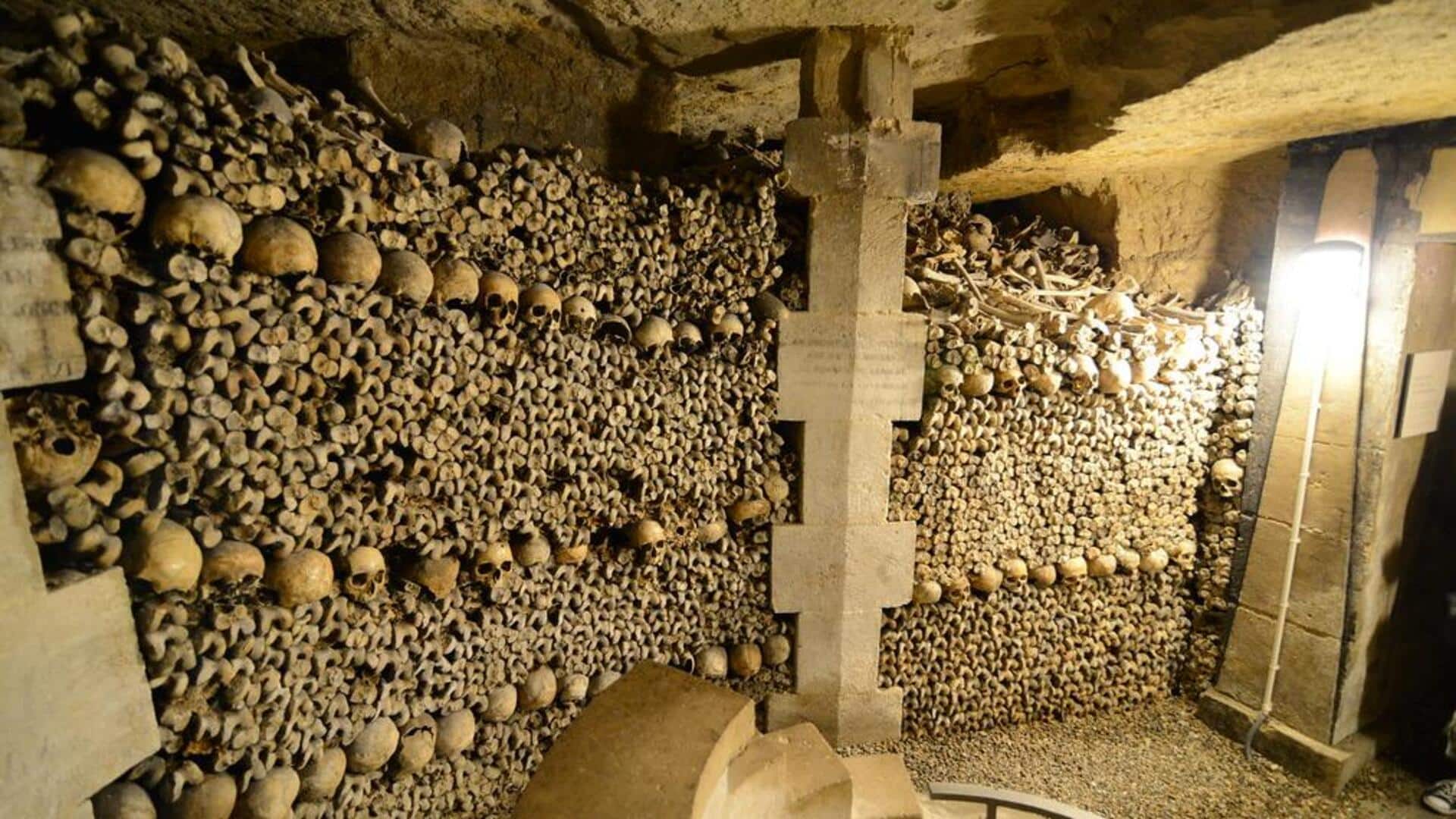 Uncover the mysteries of the Parisian catacombs: What to expect
