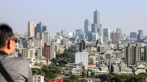 Taiwan struck by 7.0 magnitude quake off Yilan coast