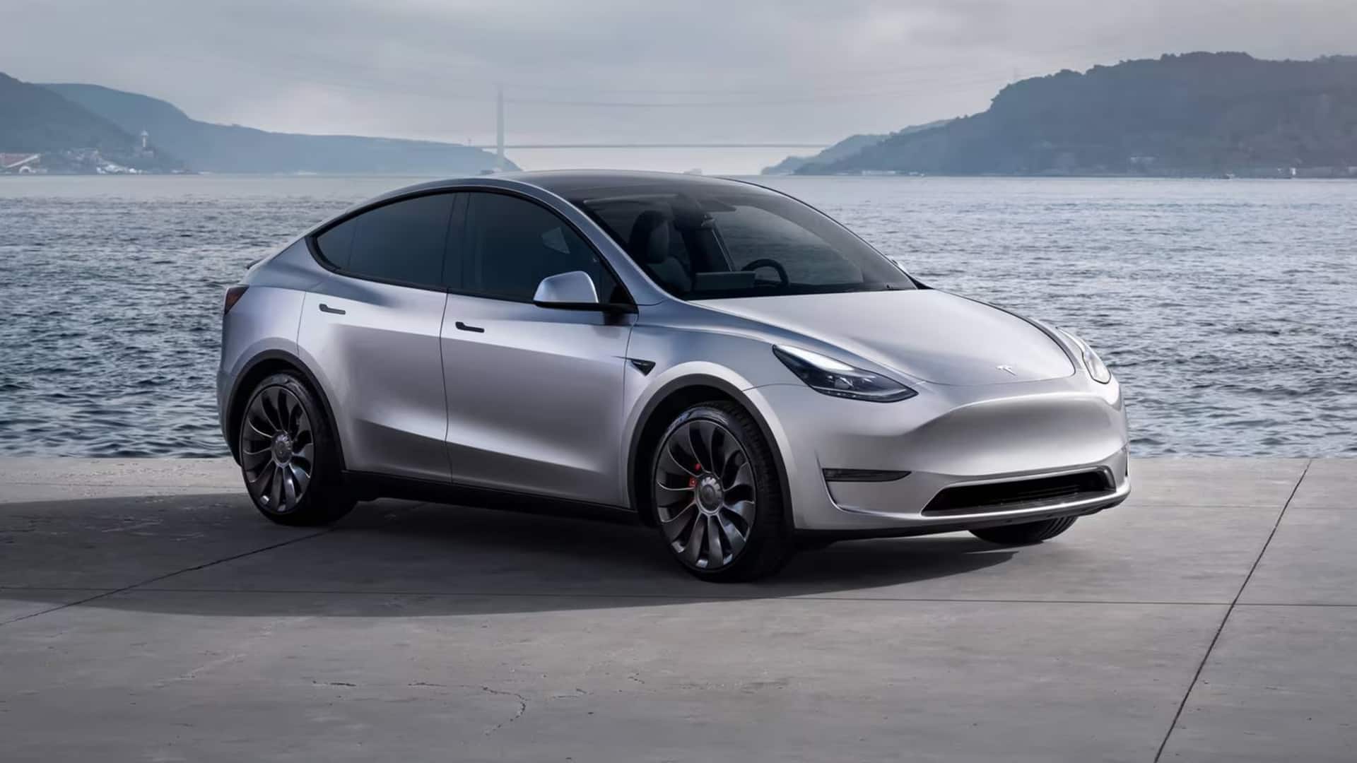 Tesla Model Y facelift not coming until 2025, confirms Musk