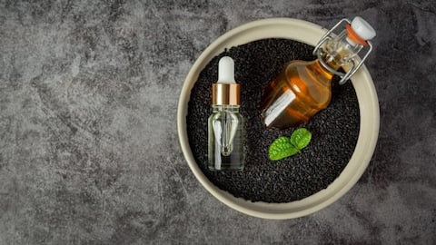 Take note of these health benefits of black seed oil 
