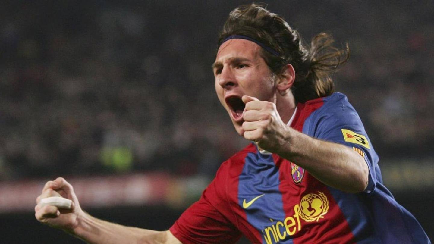 Messi scores hat-trick in a 3-3 draw Messi scores hat-trick in a 3-3 draw