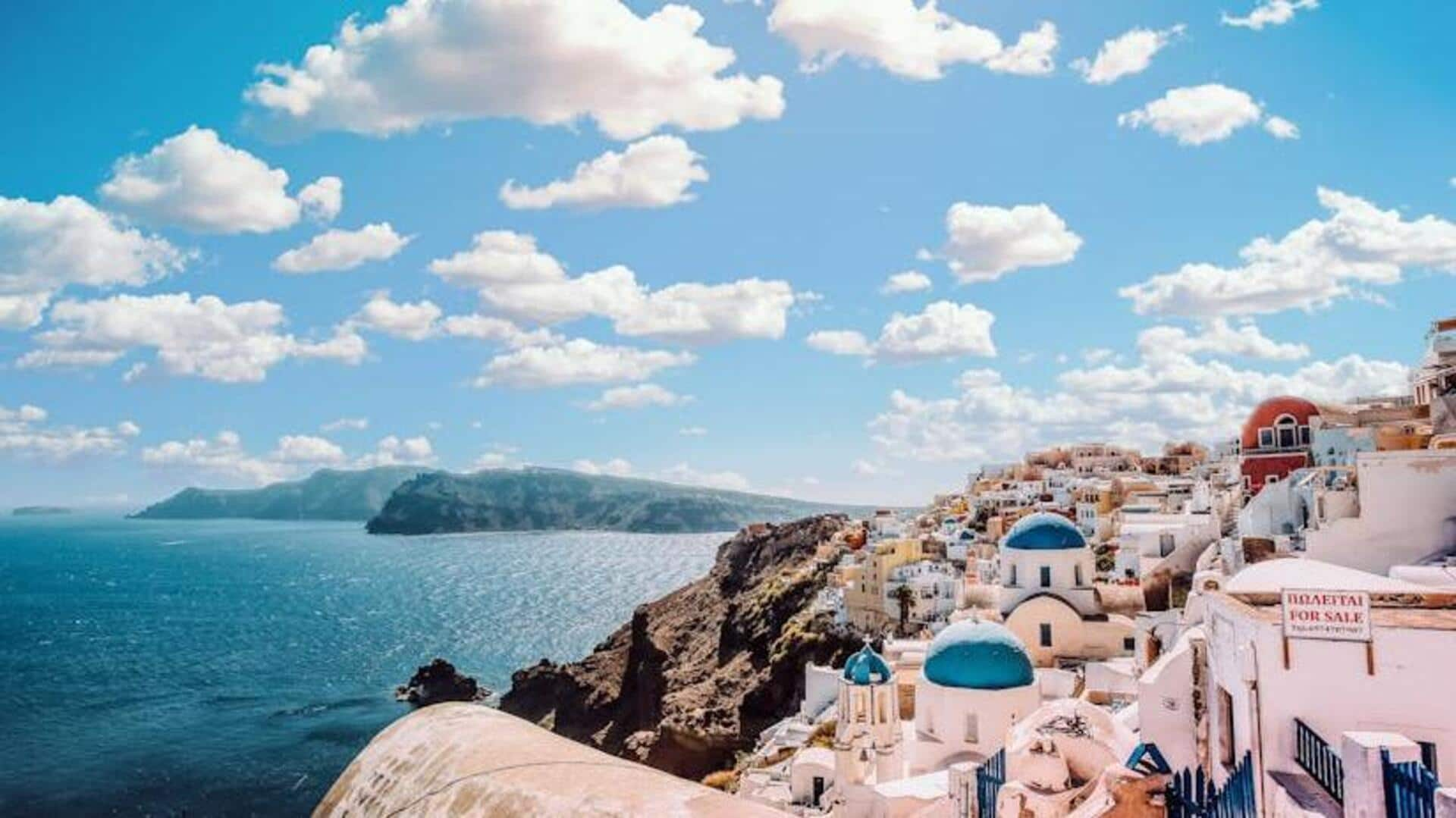 Unforgettable sunrise spots in Santorini, Greece