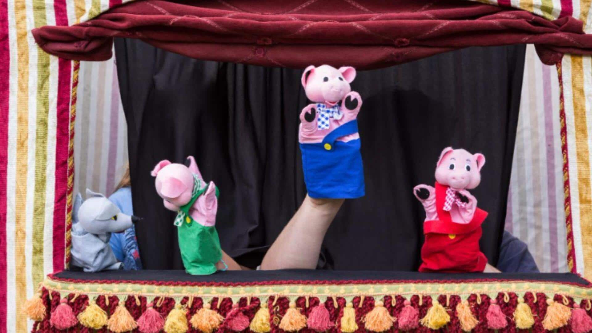 Keep kids entertained with puppet shows