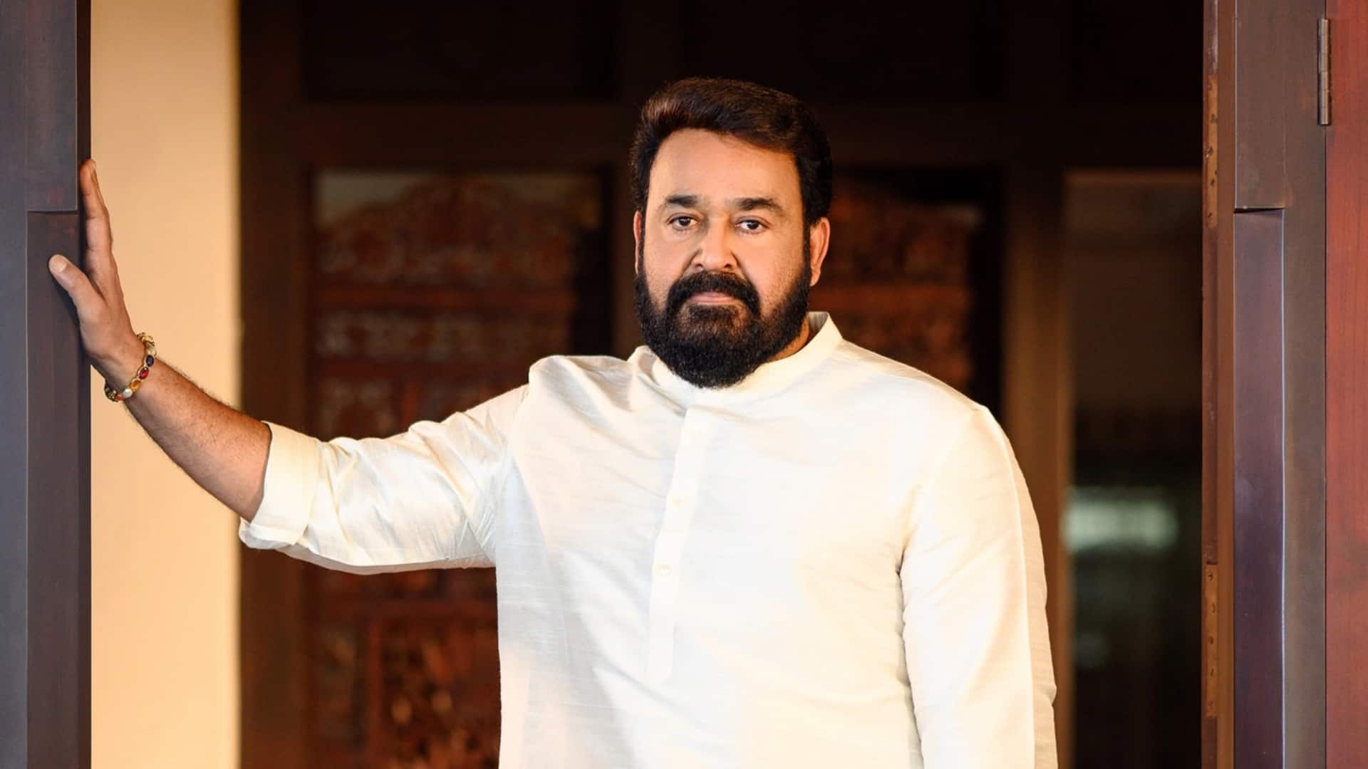 Mohanlal to star in Anoop Menon's next directorial venture