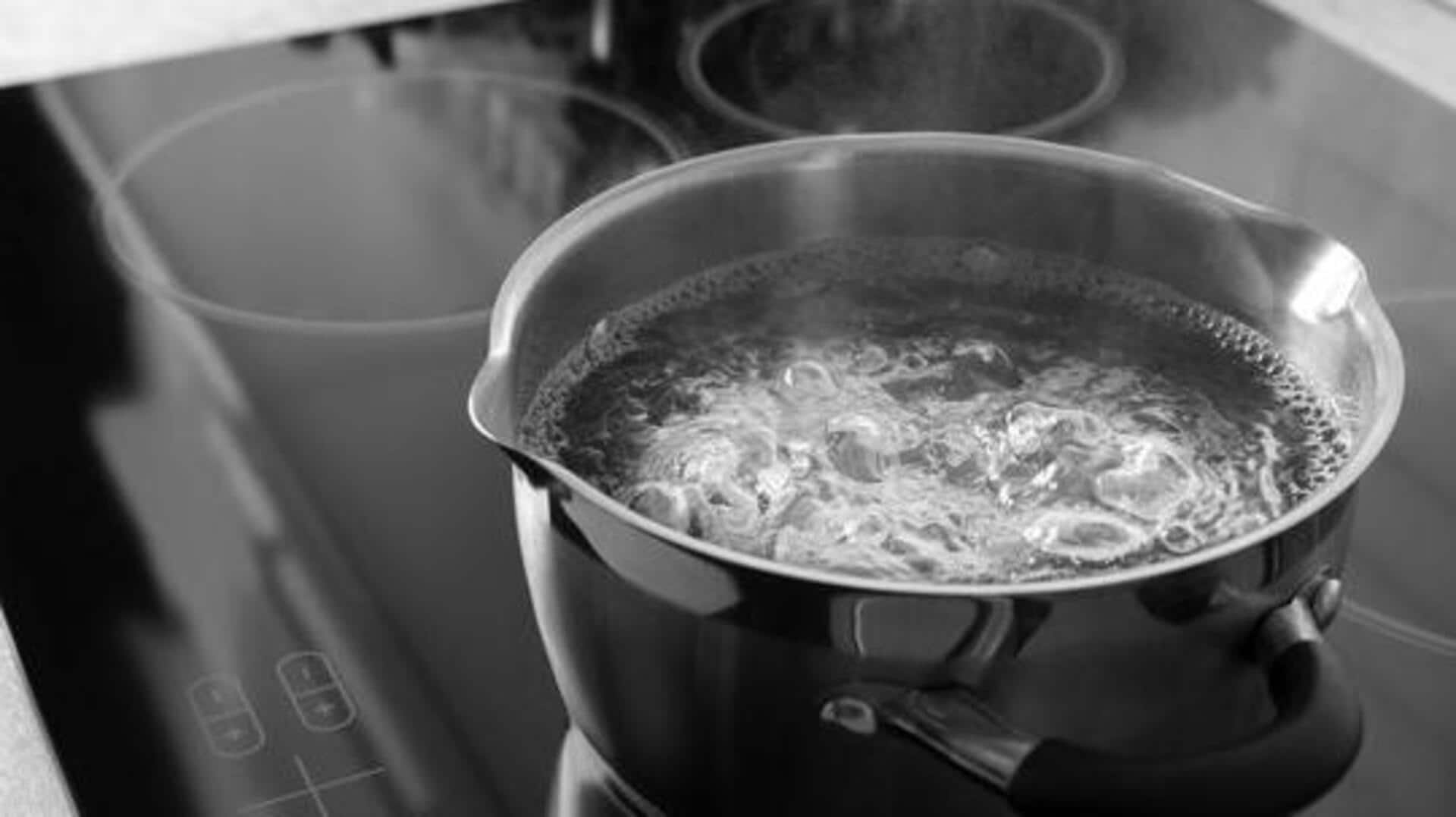 How to purify water naturally 