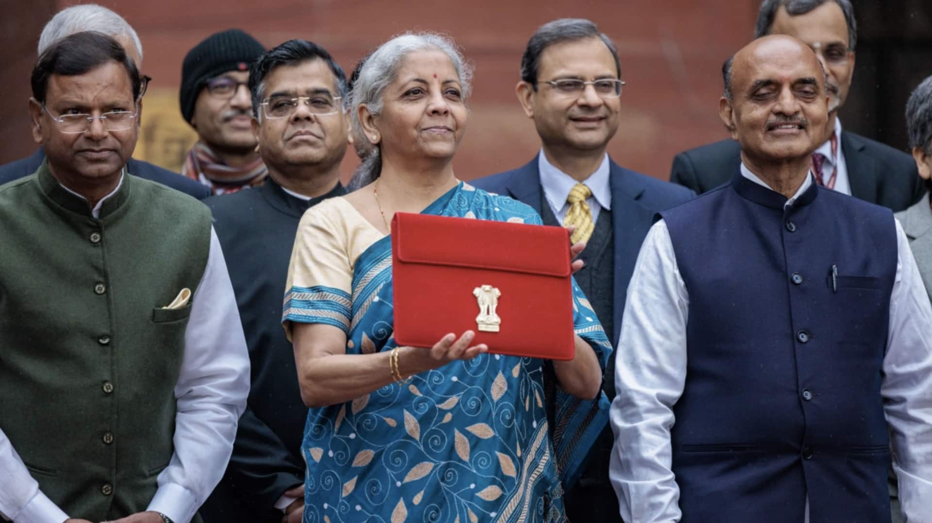 Centre lowers fiscal deficit target, divestment goals; increases capex target