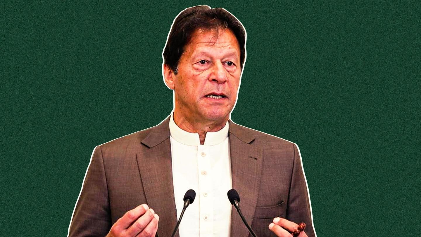 Pakistan PM Imran Khan blames US for political crisis, backtracks