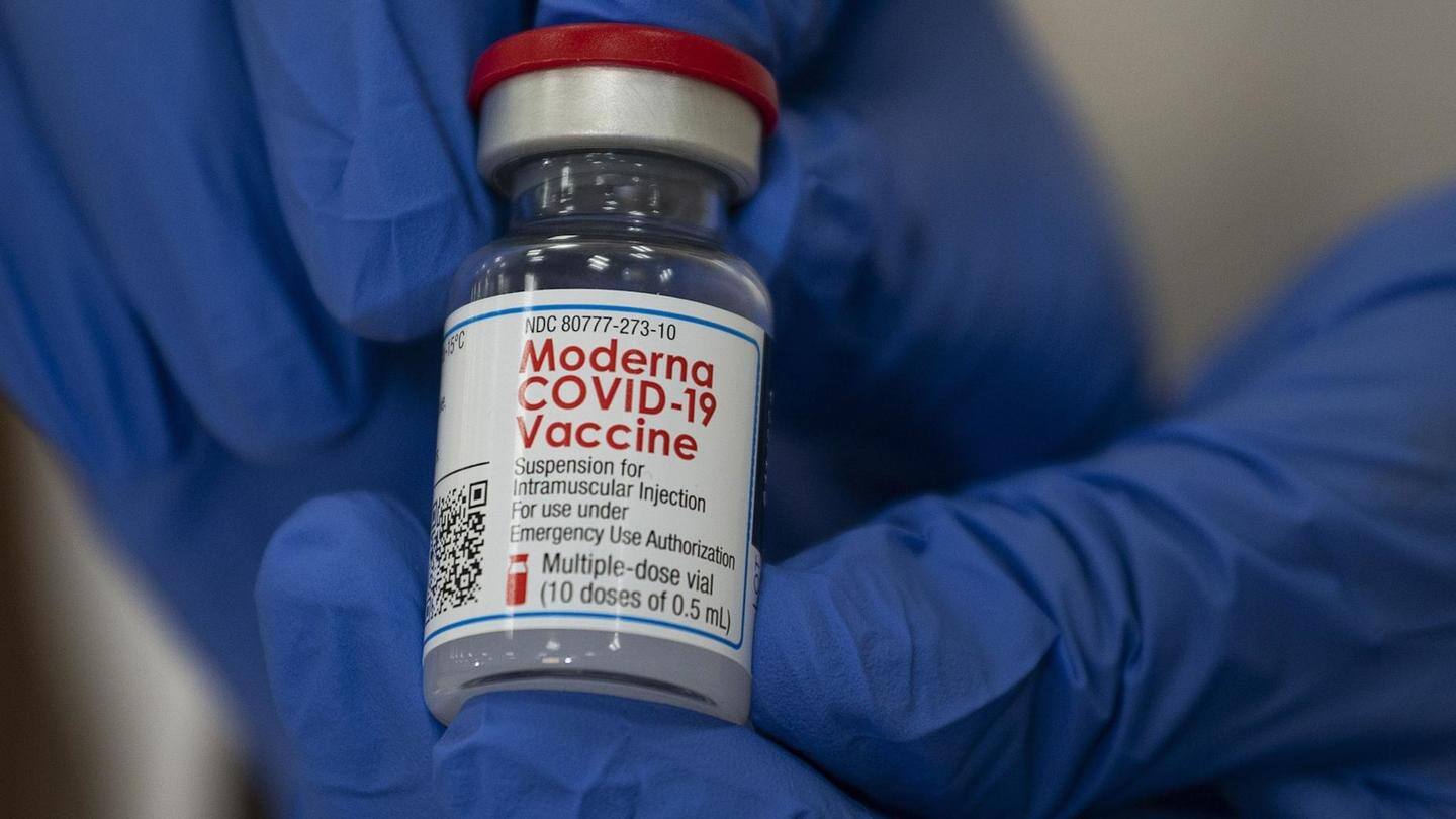 How does Moderna's vaccine work? How does Moderna's vaccine work?