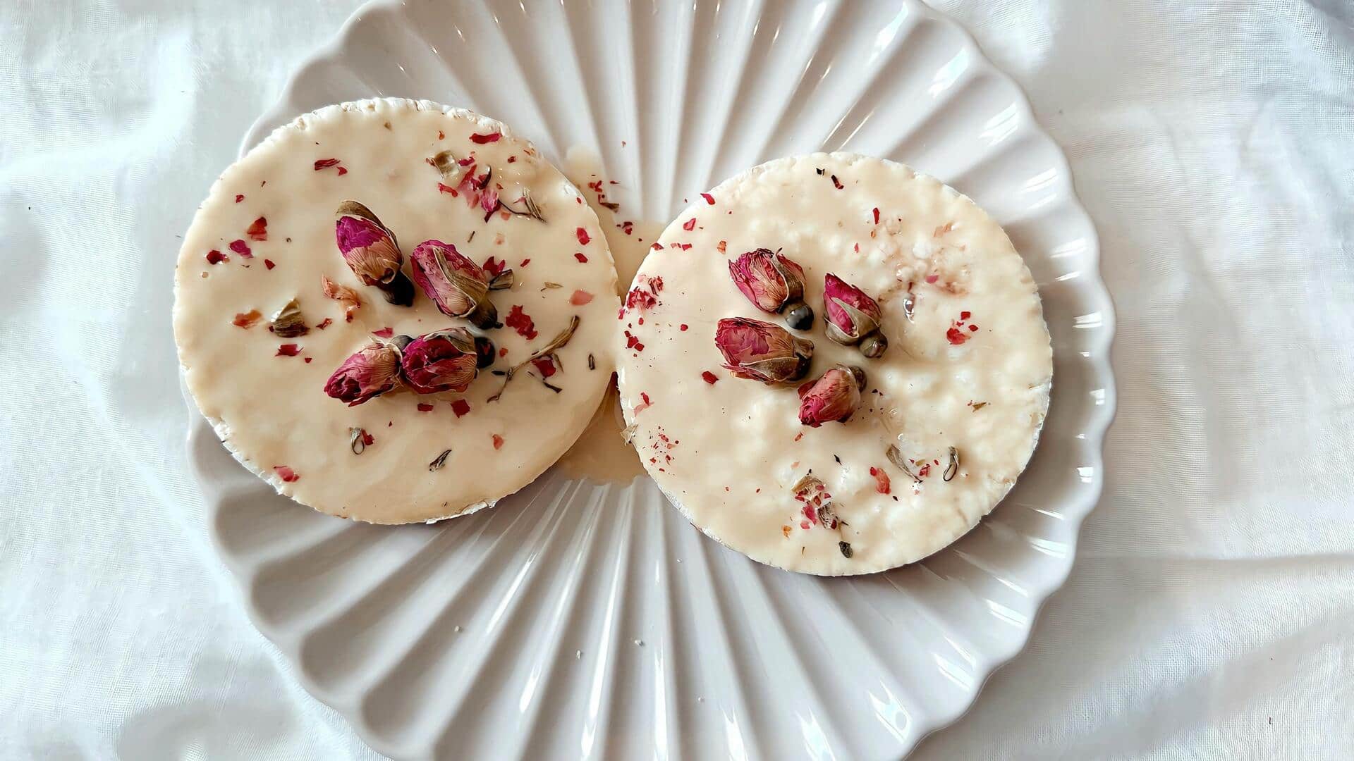Try these dishes with rose petals