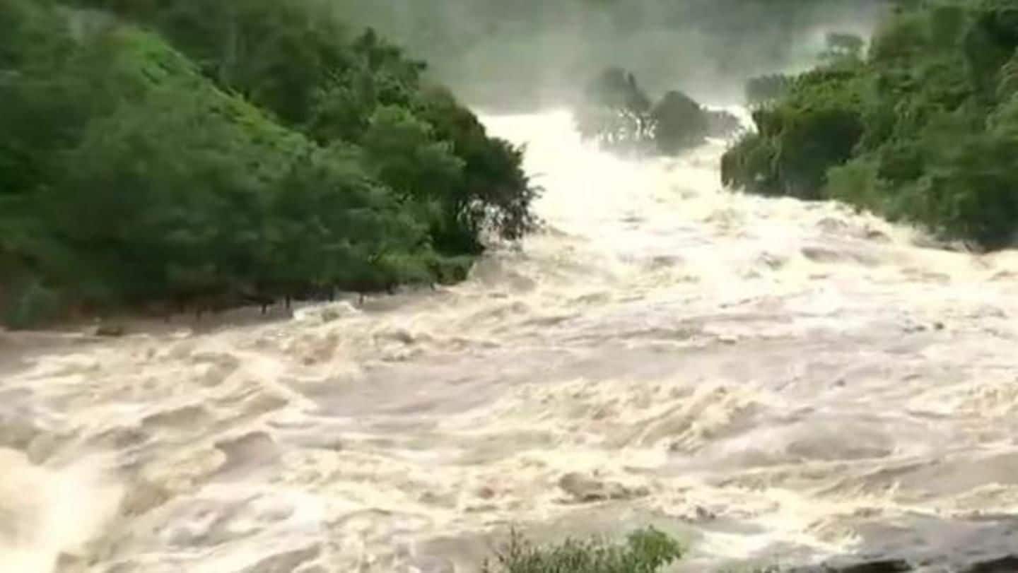 Kerala floods: Modi announces Rs. 500cr relief, aerial survey underway