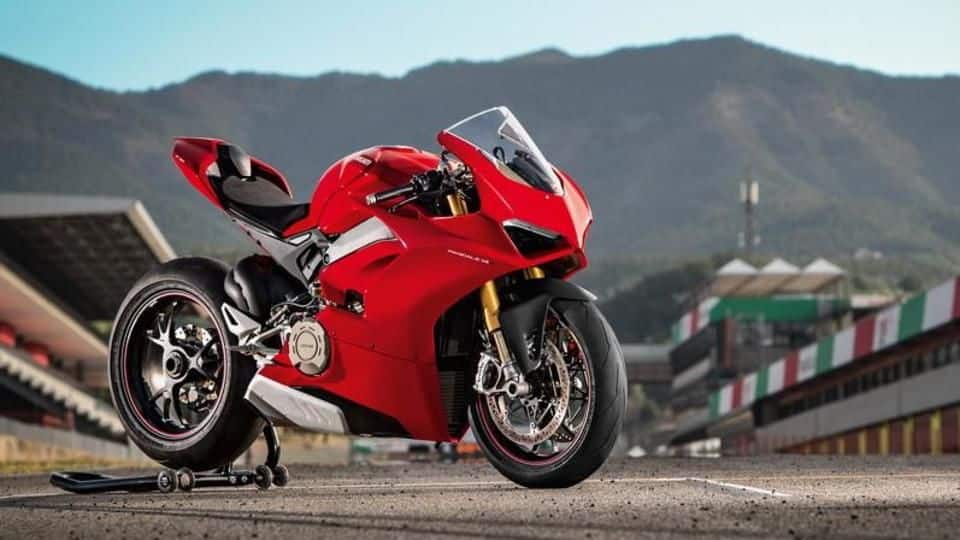 Ducati announces pre-orders for the Panigale V4 superbike in India