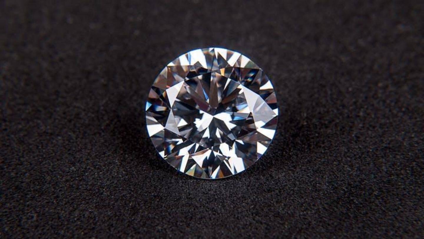 Rags-to-riches: MP menial labourer chances upon diamond worth Rs. 1.5cr