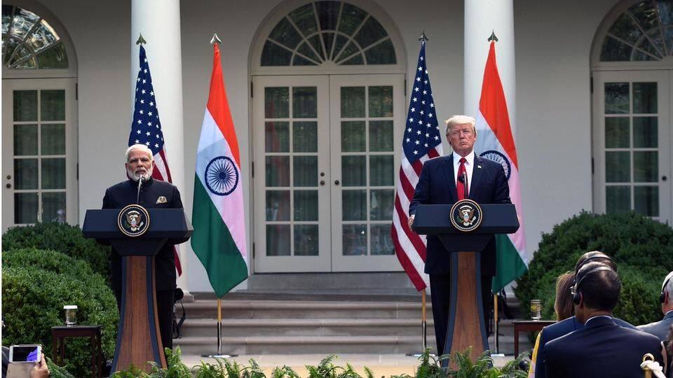 PM Modi meets Trump upon arriving in the Philippines
