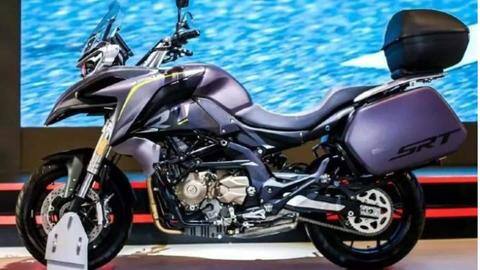 QJMotor SRT600 dengan mesin 600 cc resmi diluncurkan di Tiongkok QJMotor SRT600 dengan mesin 600 cc resmi diluncurkan di Tiongkok