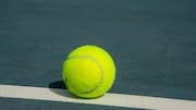 Mengapa bola tenis memiliki jahitan? Penjelasan sederhana