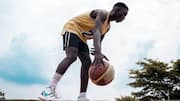 Mengapa tim basket memiliki lima pemain awal?