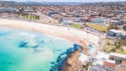 Kafe Tepi Pantai di Sydney dengan Pemandangan Laut