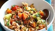 5 Kombinasi Salad yang Unik dengan Sentuhan Beras Kembung