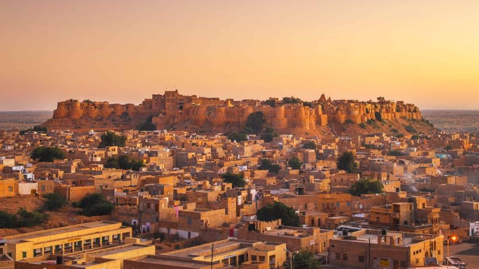 Menjelajahi Keindahan Jaisalmer, India