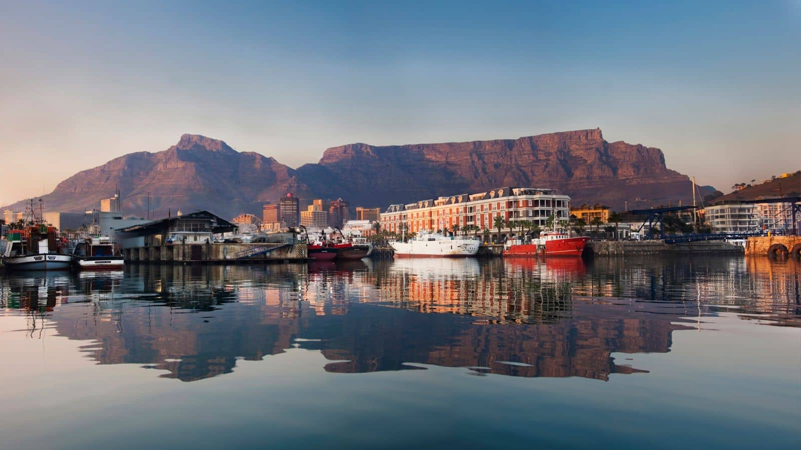 Menjelajahi Keindahan Table Mountain Di Cape Town, Afrika Selatan