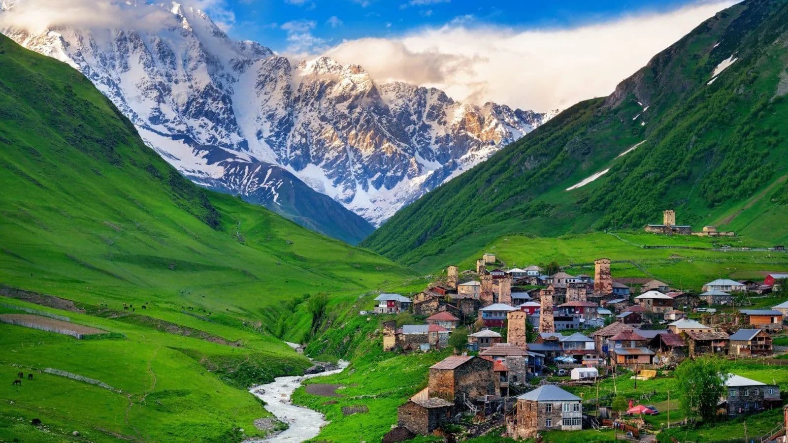 Menjelajahi Keindahan Svaneti, Georgia