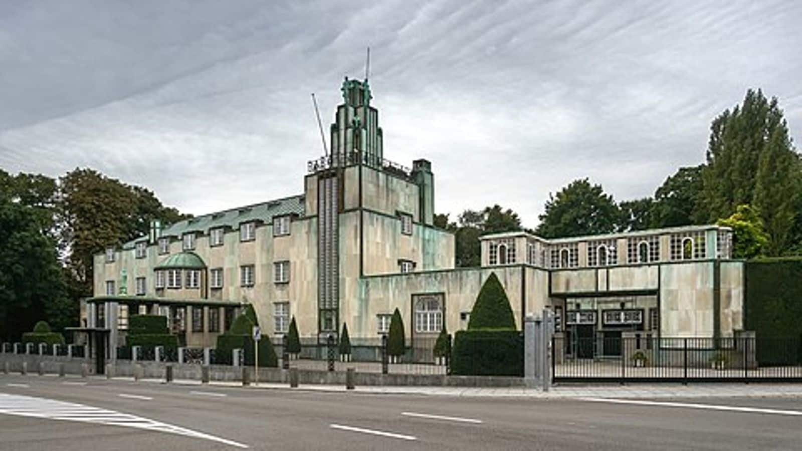 Harta Karun Art Nouveau Tersembunyi di Brussels