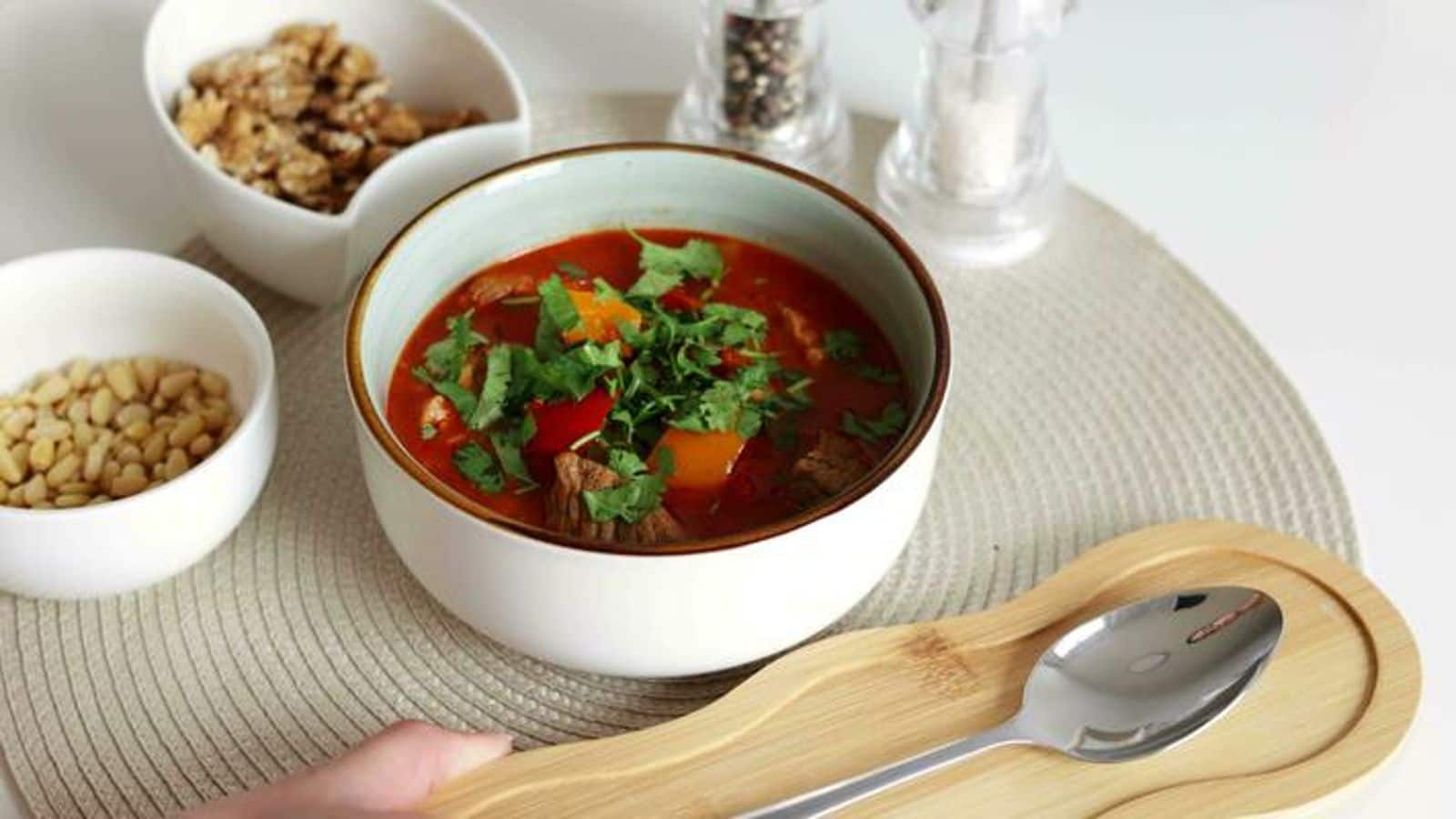 Panduan Memasak Goulash Ala Hungaria Dengan Bahan Utama Lentil