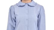 Blus kerah Peter Pan klasik untuk musim dingin di India