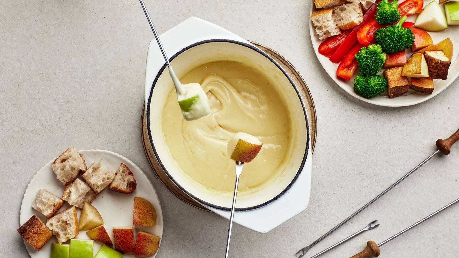 Fondue Keju Swiss dengan Sayuran: Panduan Memasak yang Mudah