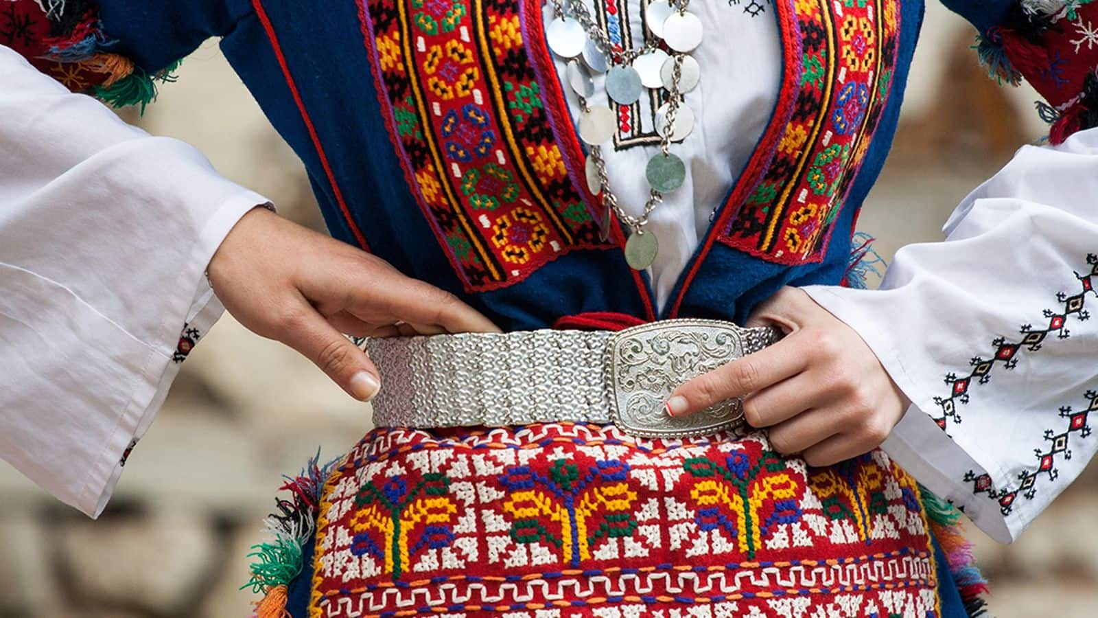 Pakaian Tradisional Bulgaria