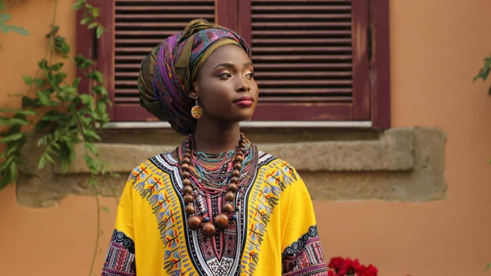 Memadukan Dashiki Afrika Barat dengan Gaya Modern