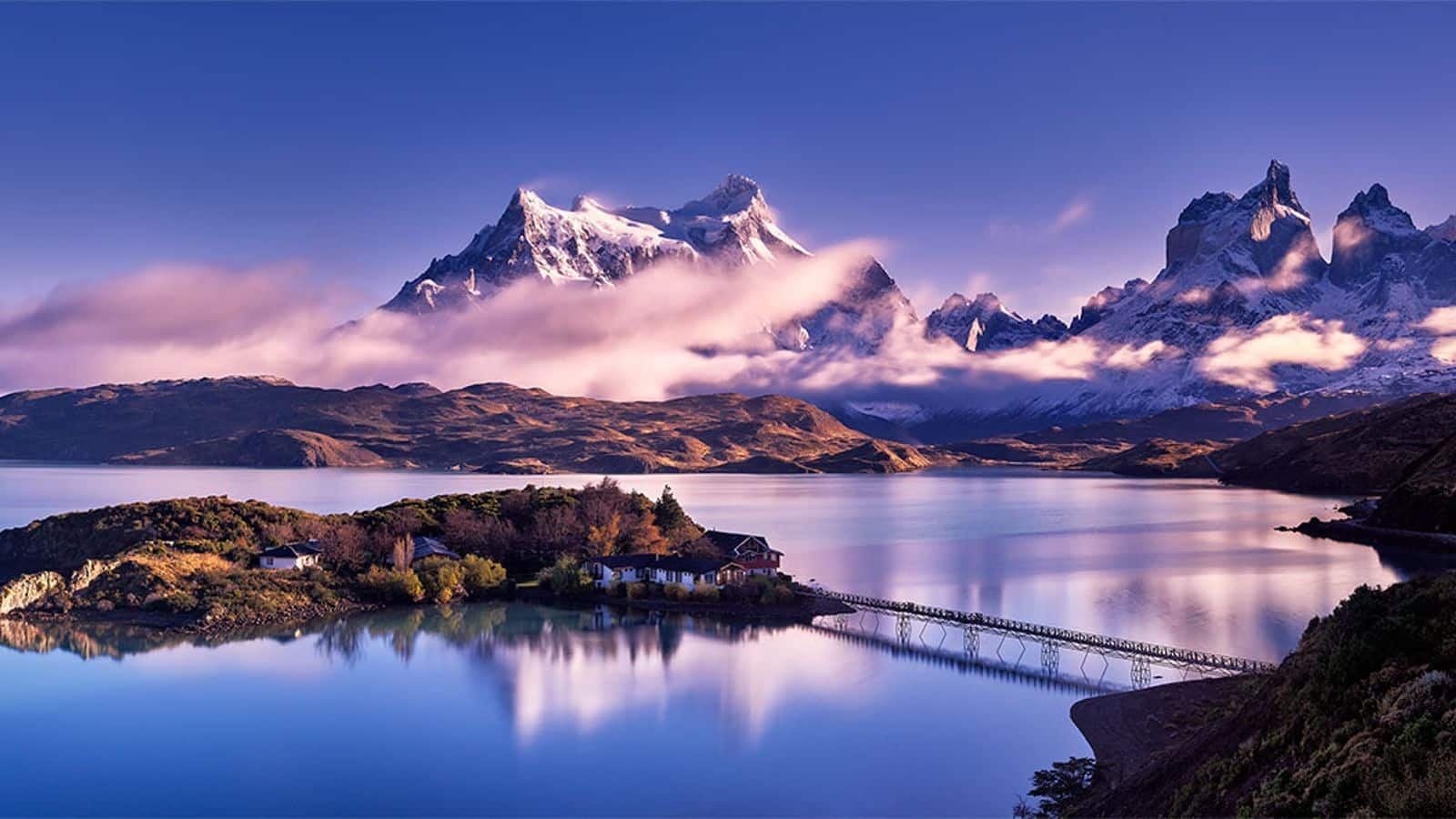 Menjelajahi Keindahan Taman Nasional Torres del Paine, Chili