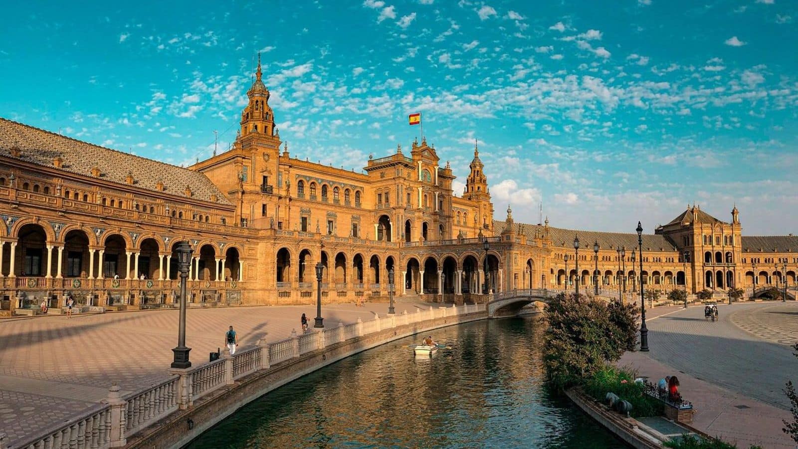 Menjelajahi Keindahan Sevilla, Spanyol